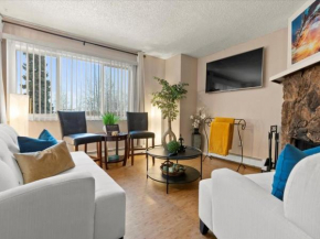 Lovely 3-bedroom rental unit with free parking!